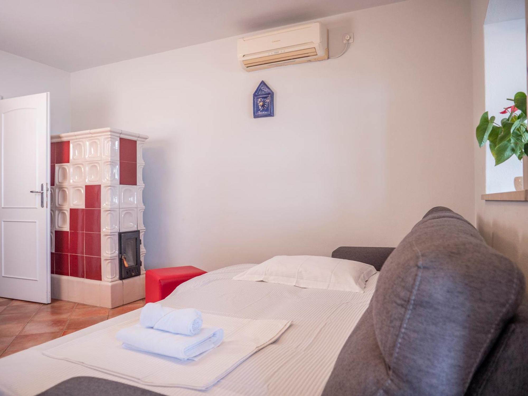 Apartment Jelka- Center Of Hvar Town Esterno foto